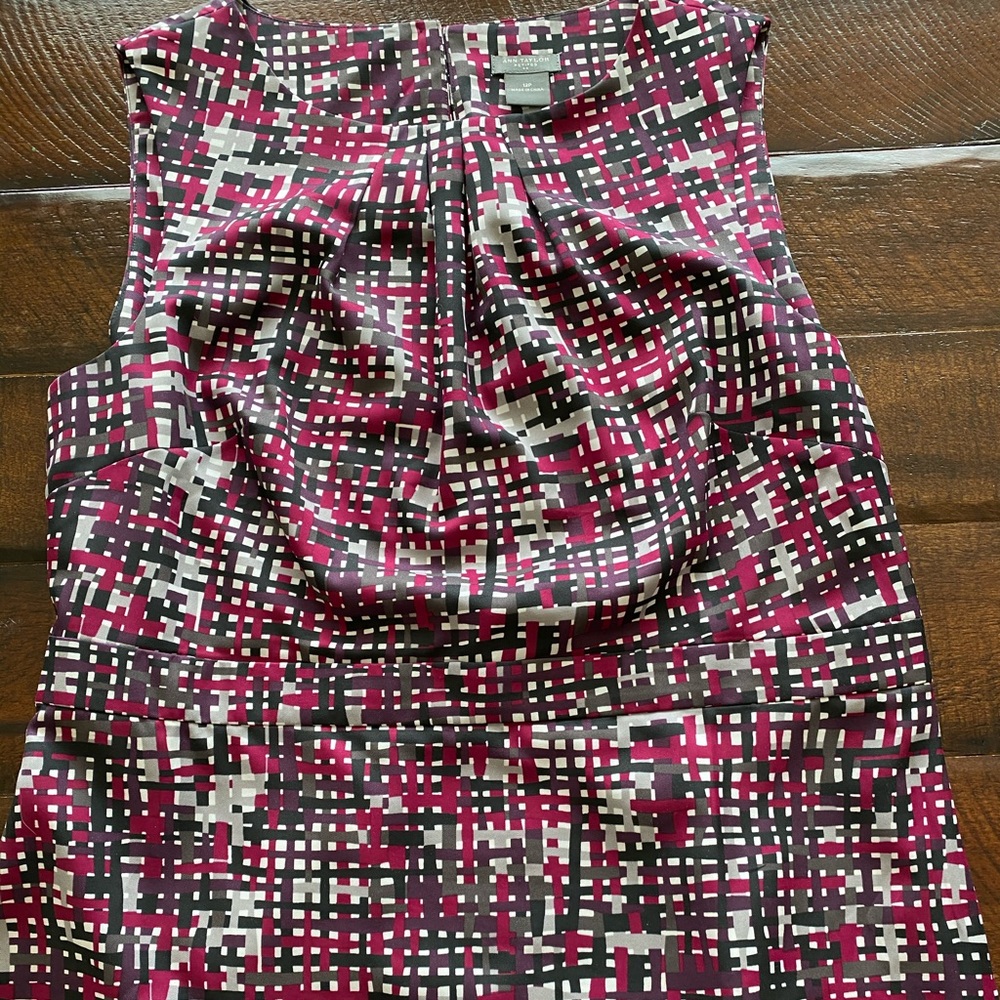 Ann Taylor Woven Pattern Top